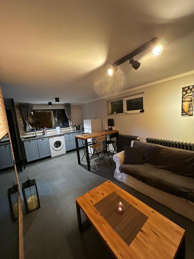 Apartment Retro Retreat - Free Parking - 20 Min To Center Cluj-Napoca